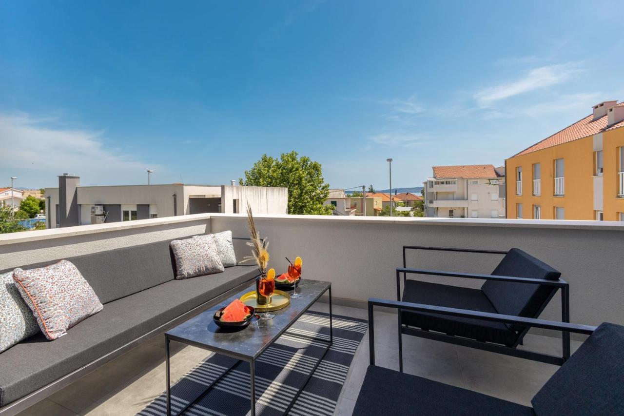 Bonaca Apartments With Terrace, Barbecue And Private Parking Kaštela מראה חיצוני תמונה